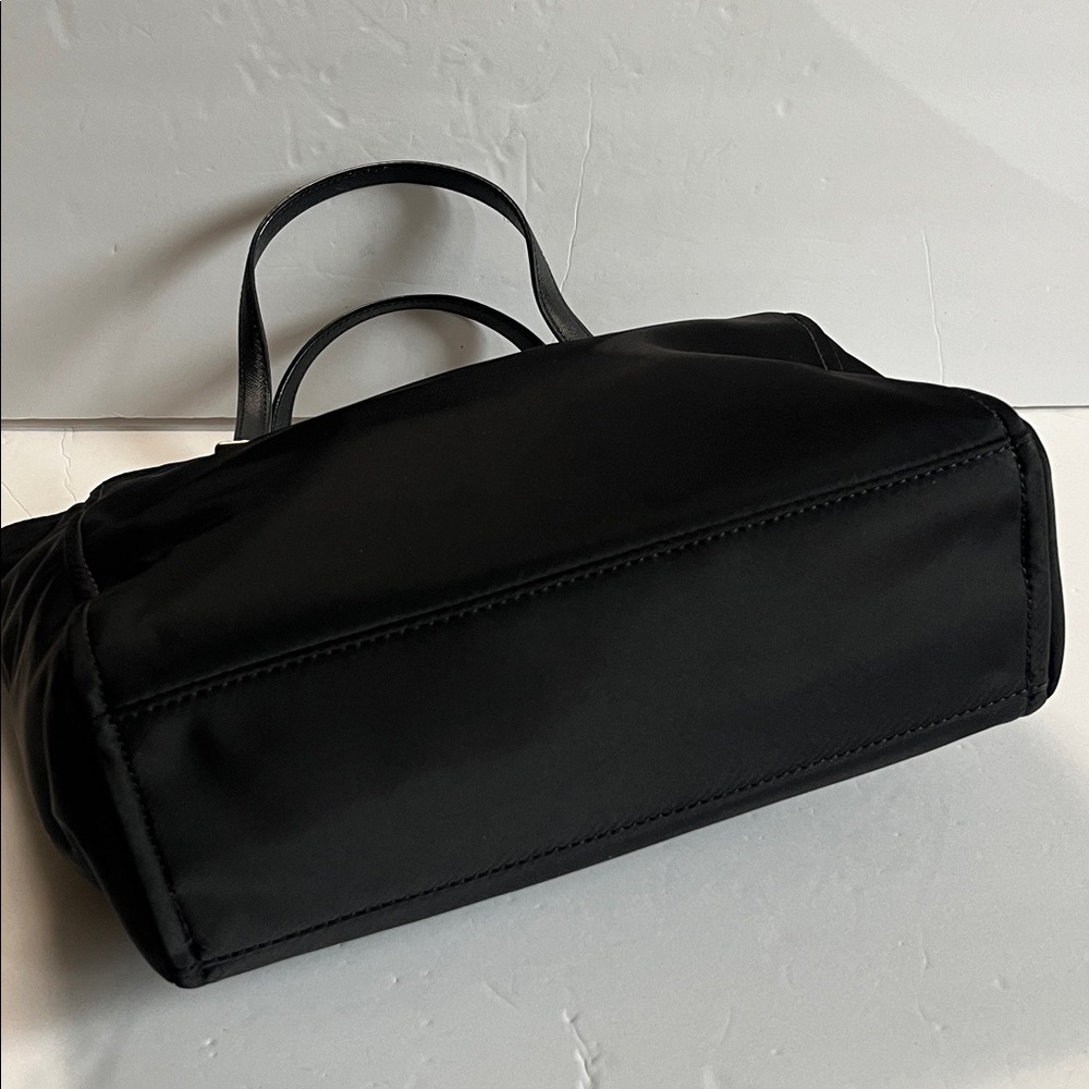 KATE SPADE NEW YORK 
Wilson Road Alyse black nylon satchel - Picture 3 of 8
